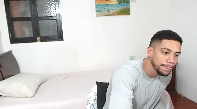 Jhors  Collens online show from 5, 3, 2025