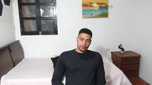 Jhors  Collens online show from 17, 9, 2025