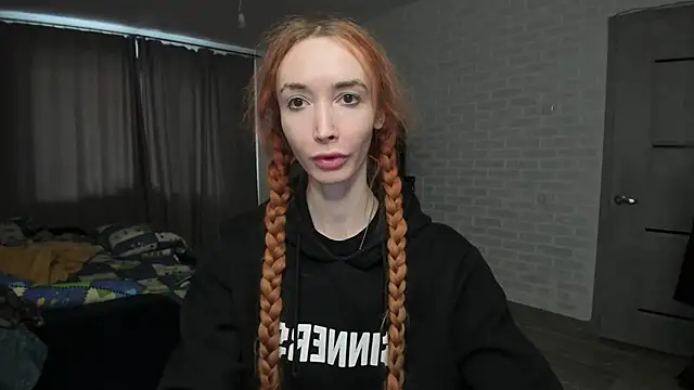 Snapshot of Roxy_Silver chatting on 26, 2, 2025 Roxy Silver online show from 26, 2, 2025