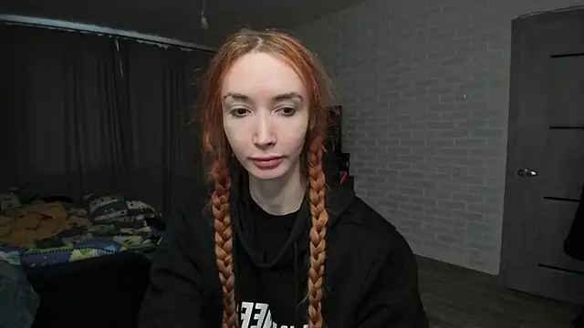 Snapshot of Roxy_Silver chatting on 26, 2, 2025 Roxy Silver online show from 26, 2, 2025