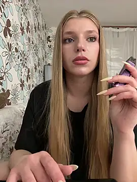 adel secret online show from 18, 4, 2026