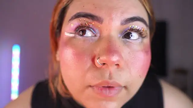 Samanta cutee online show from 15, 3, 2026