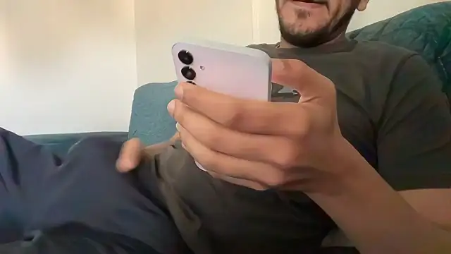 Snapshot of Mooka69 chatting on 24, 12, 2024 Mooka69 online show from 24, 12, 2024