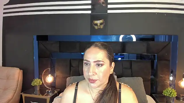 Snapshot of MayraVegas chatting on 7, 2, 2025 MayraVegas online show from 7, 2, 2025