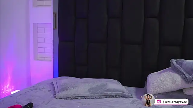 Marianamonroe  online show from 24, 7, 2026