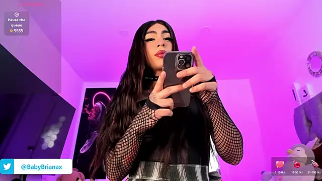 babybriexxx online show from 27, 2, 2025