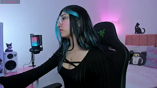 MarianaBranzz online show from 15, 9, 2025