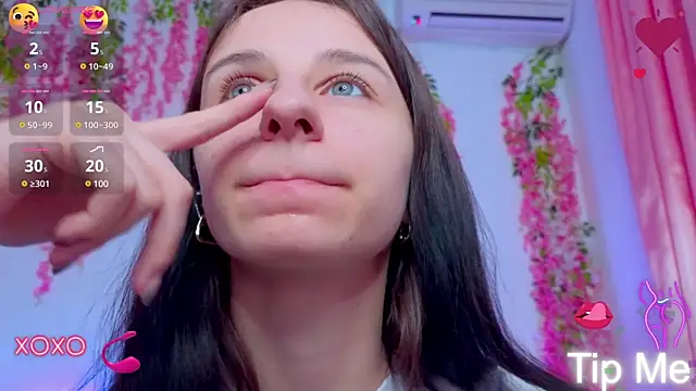  Nika Kik online show from 2, 2, 2025