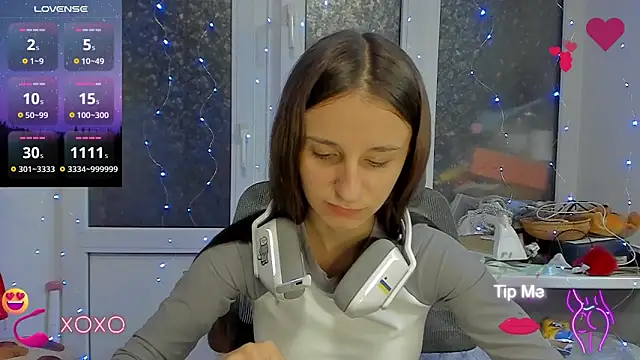  Nika Kik online show from 17, 9, 2025