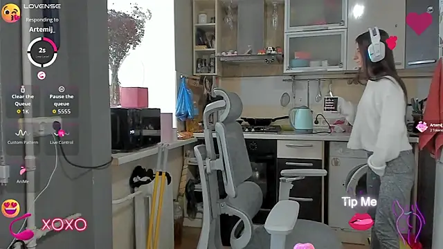  Nika Kik online show from 8, 10, 2025