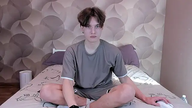 Ian Flor online show from 10, 4, 2026