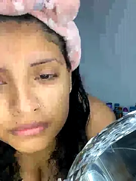 Snapshot of tati__22 chatting on 20, 9, 2025 tati  22 online show from 20, 9, 2025