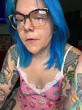 Snapshot of CherryBombBomb chatting on 15, 1, 2026 CherryBombBomb online show from 15, 1, 2026