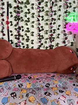 CherryBombBomb online show from 10, 5, 2026