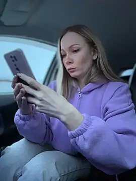 LavenderHot online show from 20, 12, 2025