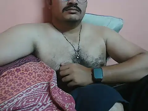 naughtymike0007 online show from 28, 3, 2026