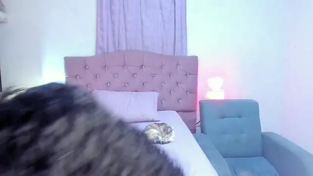 Latinabombsheell online show from 21, 7, 2026
