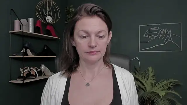 VivianWILD online show from 14, 11, 2025