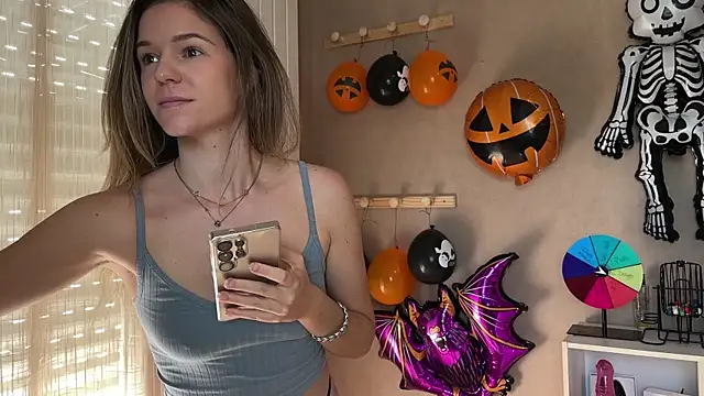 lucie mehott online show from 12, 10, 2025