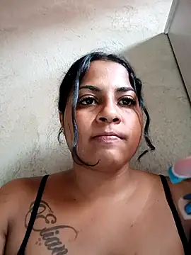 Giselabrunette25 online show from 25, 2, 2026