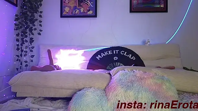 yummyrina online show from 3, 11, 2025