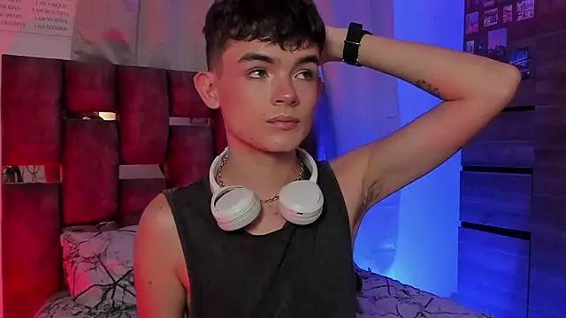 Angelo 018 online show from 8, 2, 2025