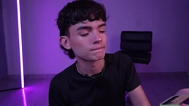 Angelo 018 online show from 23, 2, 2026