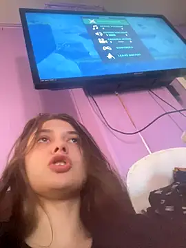 Snapshot of itzcheyduh chatting on 5, 10, 2025 itzcheyduh online show from 5, 10, 2025