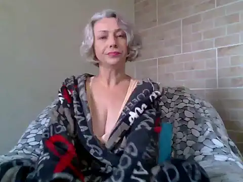 Lorie Carrie online show from 19, 10, 2025