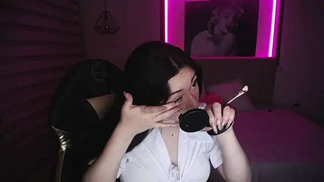 Andrea Ramos online show from 11, 3, 2025