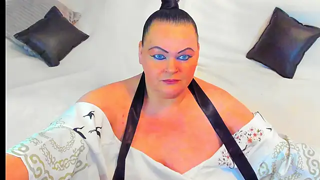 MilanaBiegert online show from 4, 1, 2025