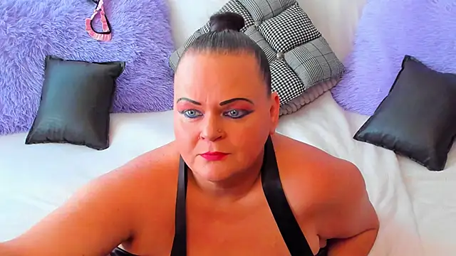 MilanaBiegert online show from 28, 9, 2025