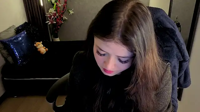 almma shy online show from 22, 9, 2025