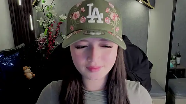 almma shy online show from 25, 9, 2025