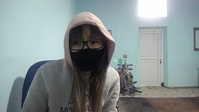 elllaaxx online show from 17, 1, 2025