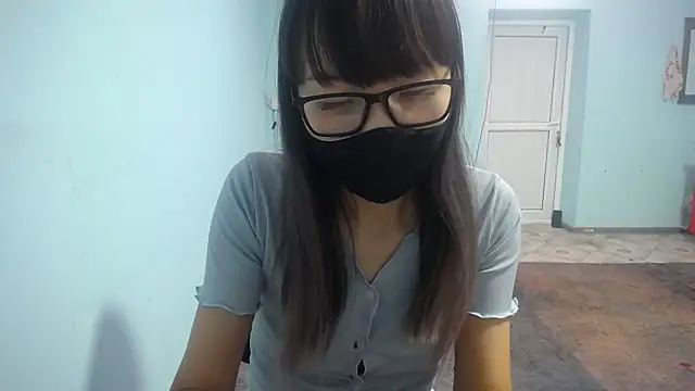 elllaaxx online show from 24, 9, 2025