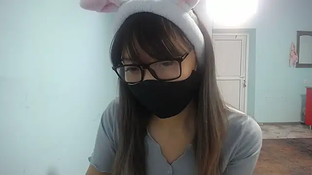 elllaaxx online show from 22, 10, 2025