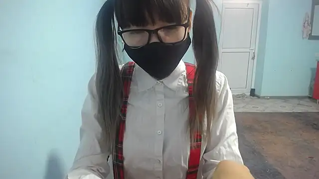 elllaaxx online show from 13, 11, 2025