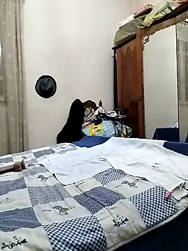 Lucia8600 online show from 24, 9, 2025