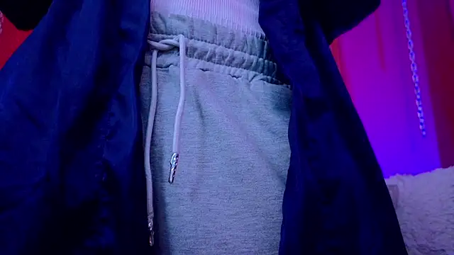 Julieta Russell online show from 26, 9, 2025