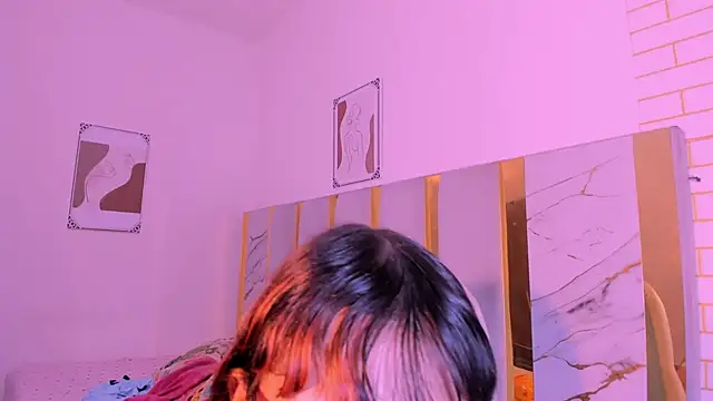 laurem-paulette online show from 1, 11, 2025