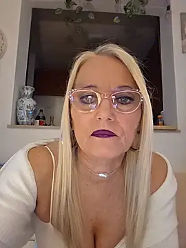 kikkastar online show from 6, 2, 2026