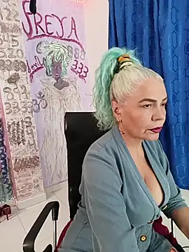freyadevil333 online show from 27, 5, 2026