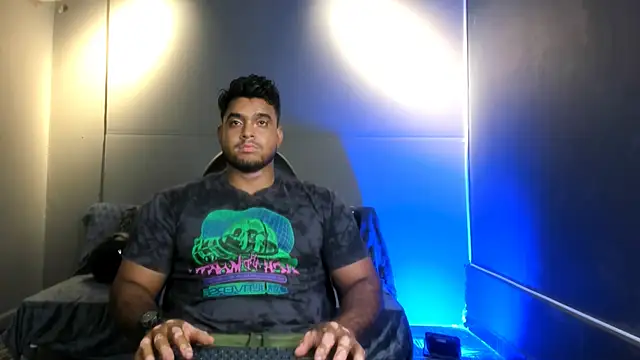 Big furry bear13 online show from 14, 12, 2025