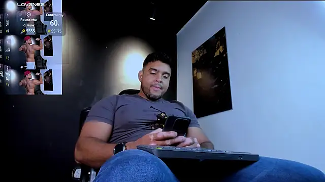 Big furry bear13 online show from 9, 4, 2026