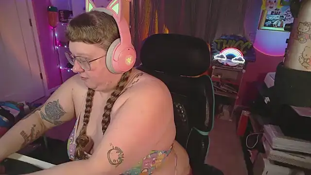 FatVeronica online show from 2, 2, 2026