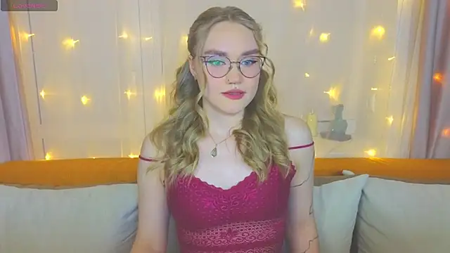 Aurora Golden1 online show from 4, 3, 2025