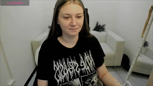 Snapshot of AlisaBacker chatting on 3, 1, 2025 AlisaBacker online show from 3, 1, 2025