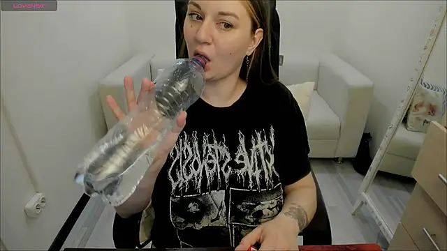 Snapshot of AlisaBacker chatting on 24, 1, 2025 AlisaBacker online show from 24, 1, 2025