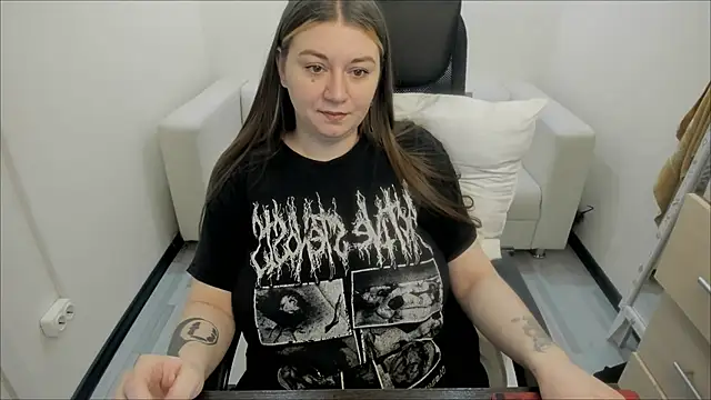 Snapshot of AlisaBacker chatting on 25, 2, 2025 AlisaBacker online show from 25, 2, 2025